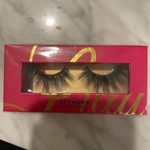 Brand new 3D Faux Mink Lilly Lashes in Miami